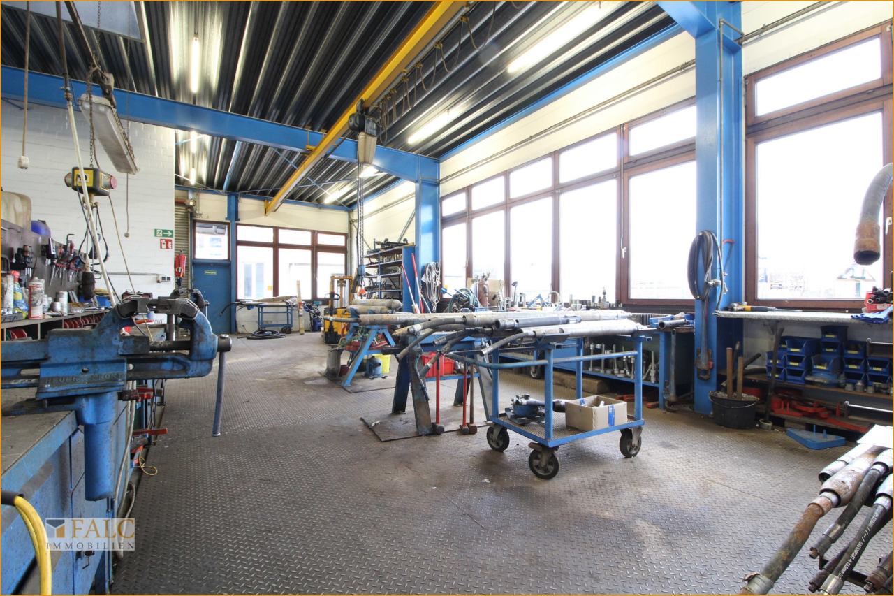 Halle rechte Seite Halle rechte Seite