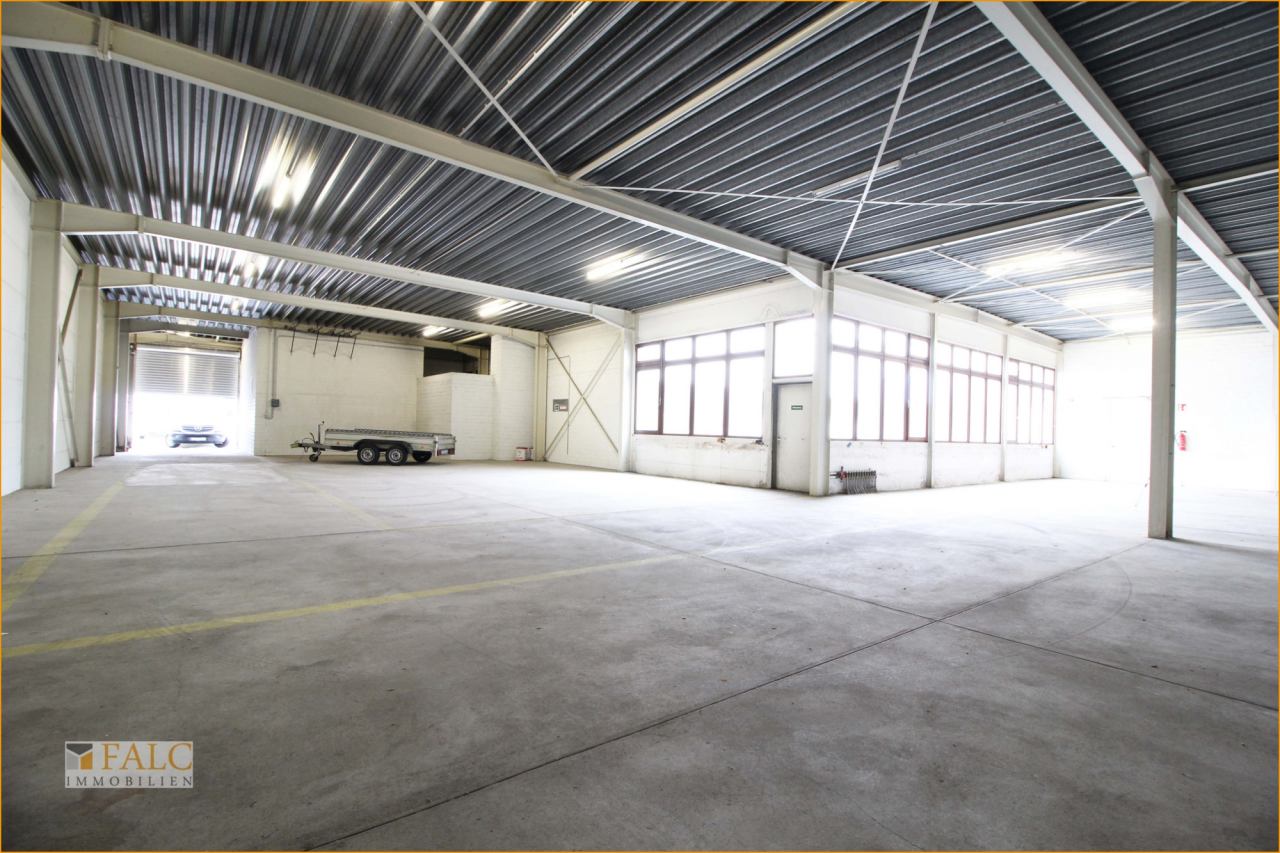 Lagerflächen - trennbar Lagerflächen - trennbar