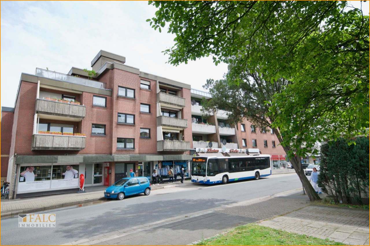 Straßenansicht Straßenansicht