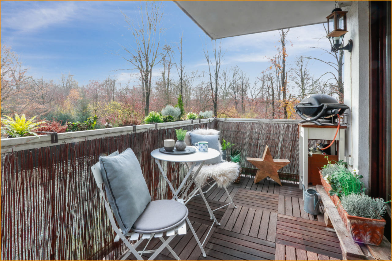 Süd-Balkon Süd-Balkon