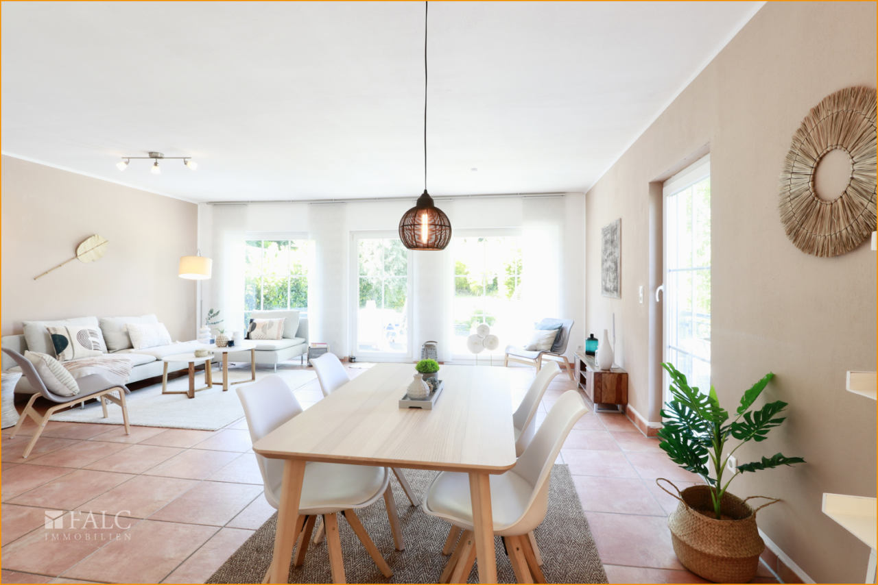 Wohn- Esszimmer Wohn- Esszimmer
