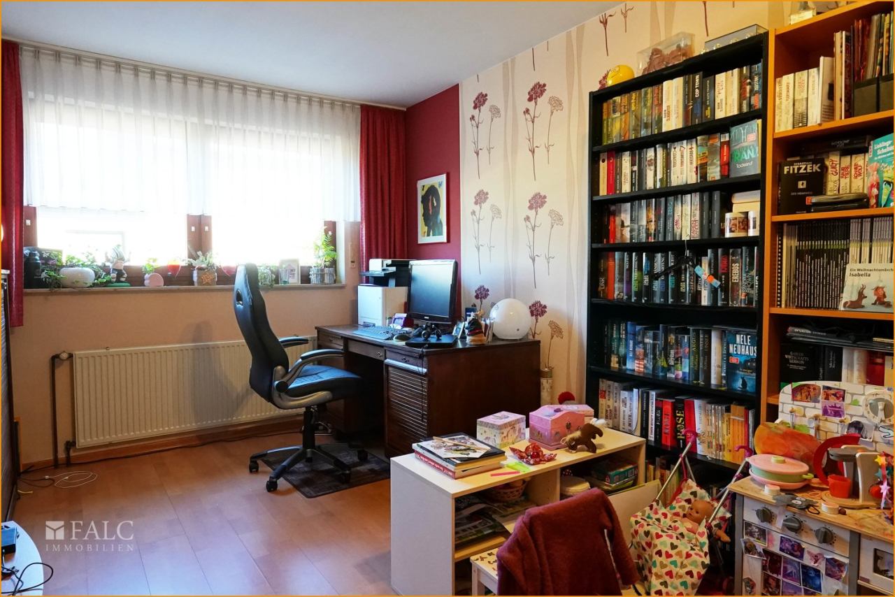 Arbeitszimmer OG Arbeitszimmer OG