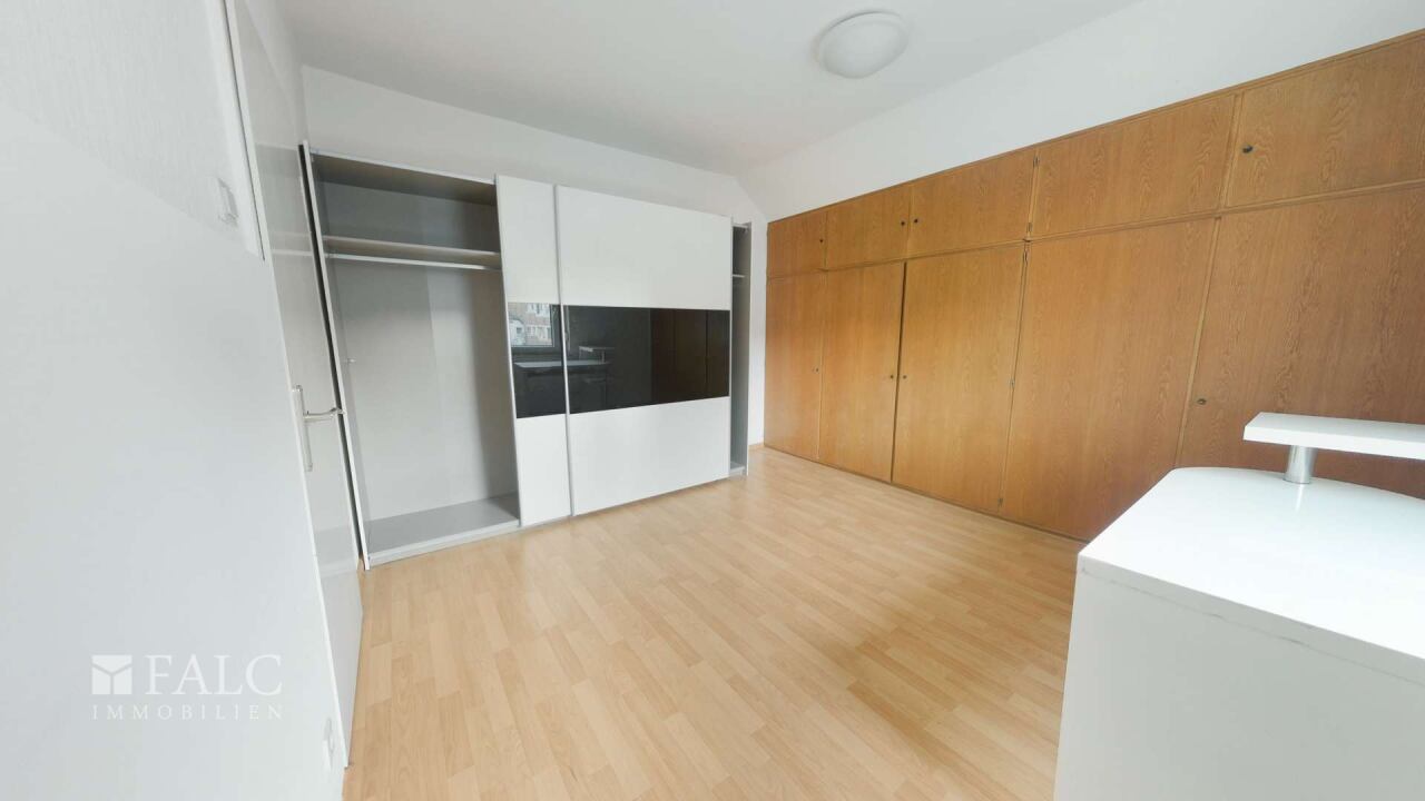 Obergeschoss Ankleidezimmer Obergeschoss Ankleidezimmer